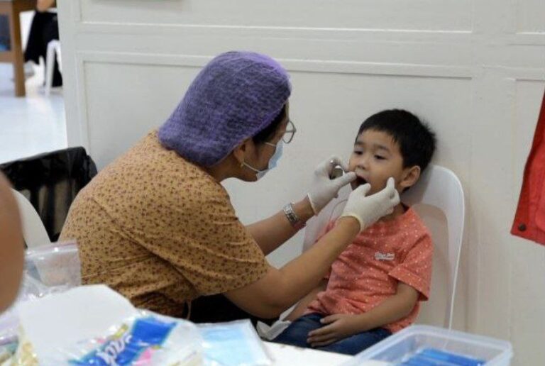 Rizal District holds medical mission, dental check-up