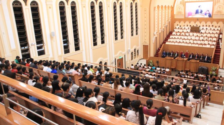 Bongabong, Oriental Mindoro District continues to share the true faith