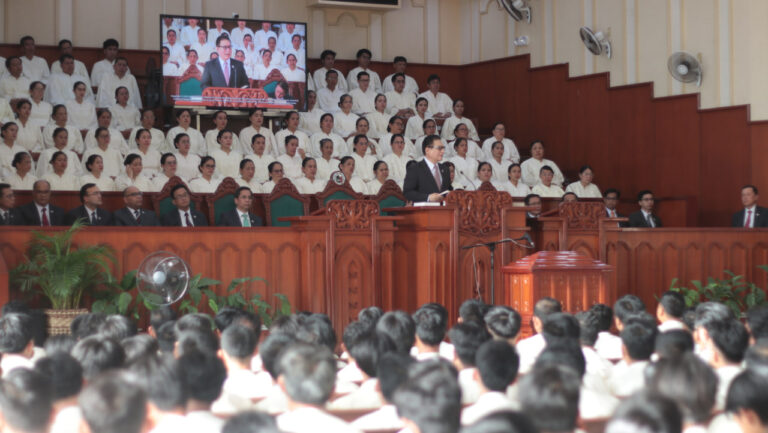 Special gathering reinvigorates choir members in Isabela South District