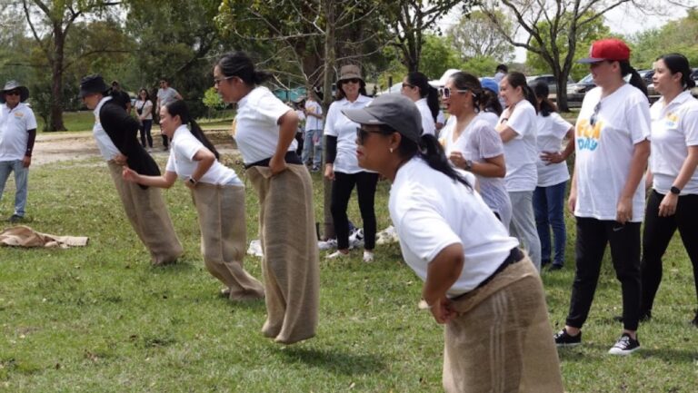 Miami Congregation marks 38th year via Family Fun day