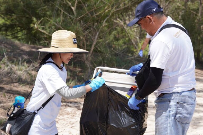 https://21prd-incnet.storage.googleapis.com/wp-content/uploads/2025/05/16073634/Wailuku_Hawaii-Pacific_Beachcleanup_photo_3.jpg