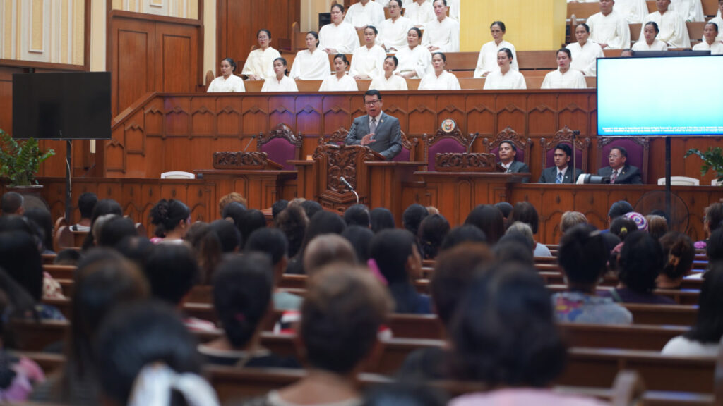 Hundreds of Davaoeños flock to evangelical mission in Toril