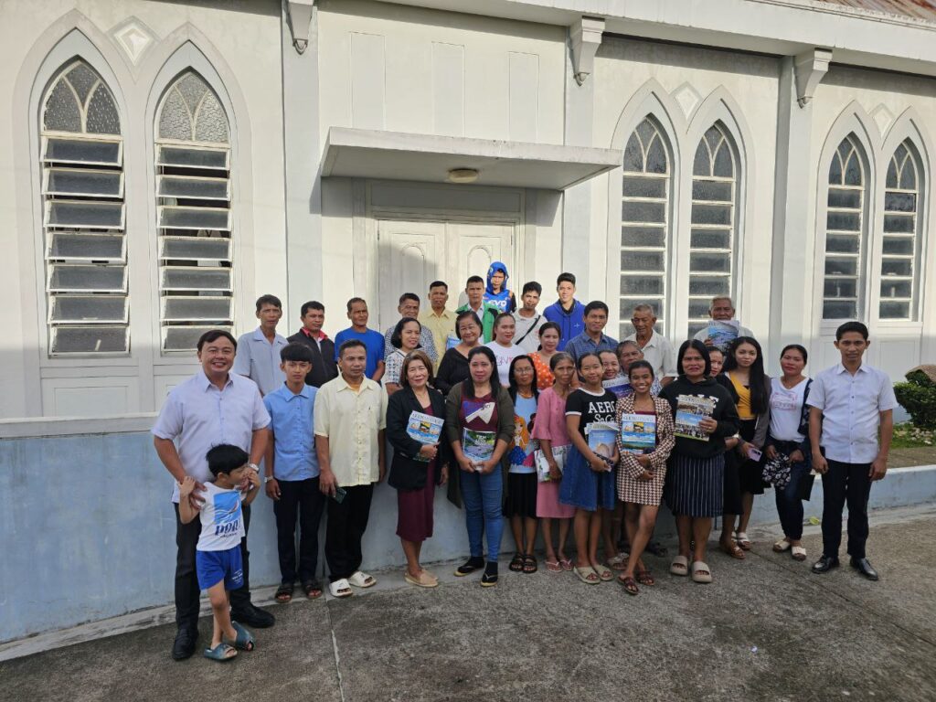 Siay brethren share faith via Pasugo drive, worldwide evangelical mission