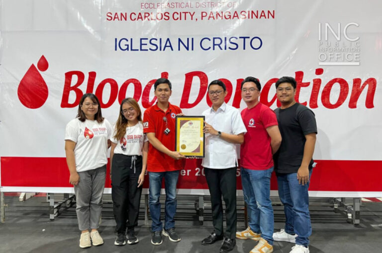 Iglesia Ni Cristo receives award from the Philippine Red Cross