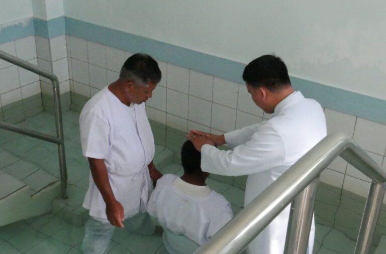 More people in Calamian embrace the true faith, receive baptism