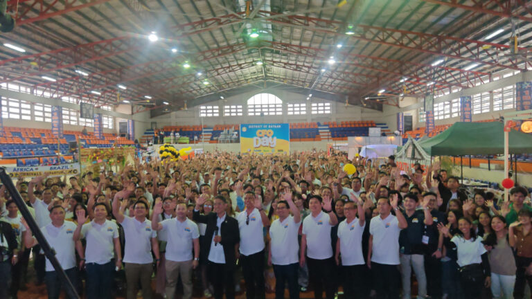 Families in Bataan District get together during CFO Day