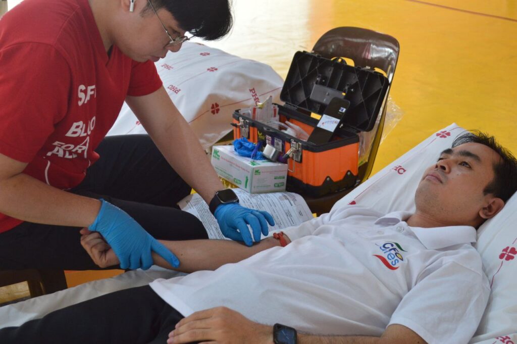 Two congregations in Marikina conduct blood donation activities