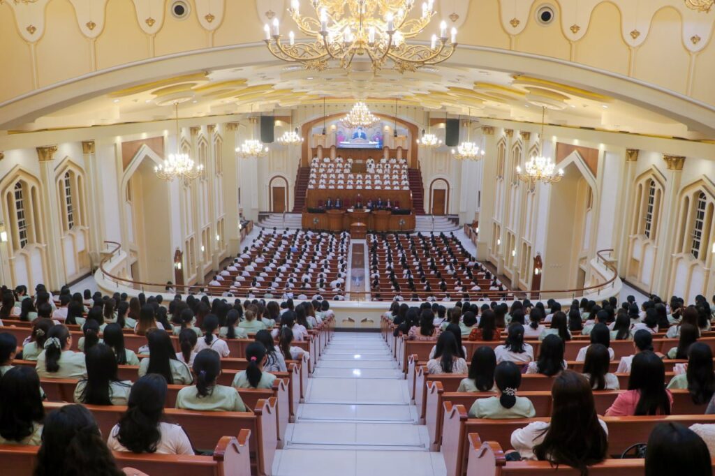 Special gathering in Makati District uplifts secretaries, new ones sworn in