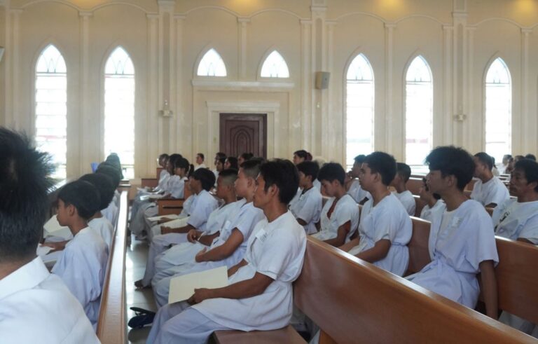 Aklanon converts grateful for baptism