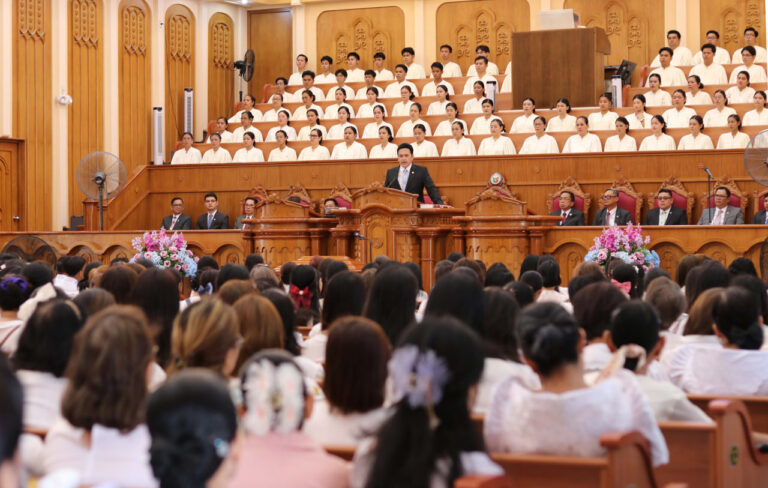 Over 400 new officers take oath in Bataan South District