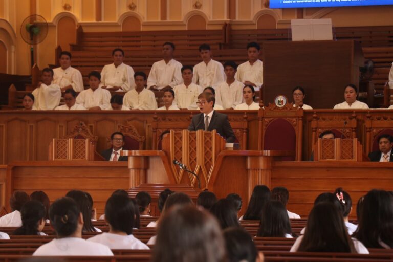 Over 90 converts baptized in Albay in June
